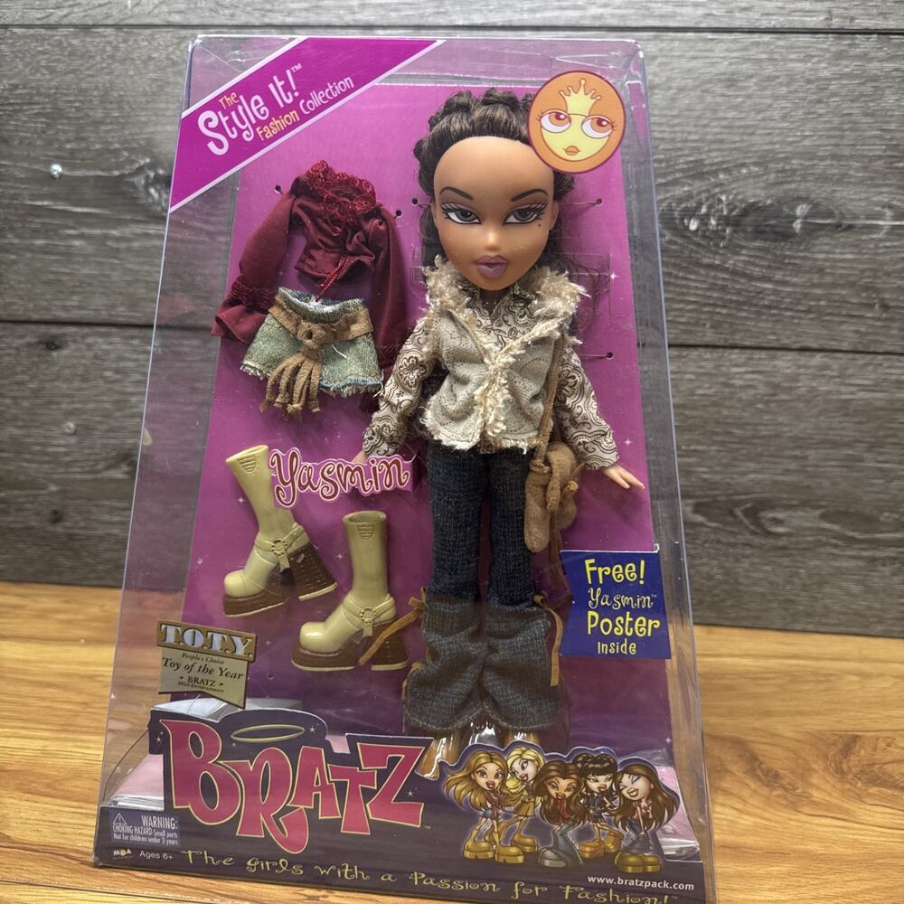 Bratz Yasmin Style It Fashion Doll 10in with Accessories Original Packaging